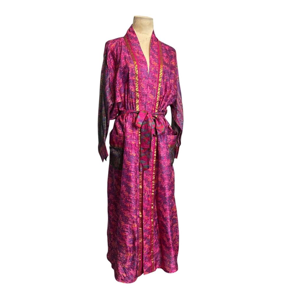 Silky fuchsia floral long sleeves belted kimono robe size one size One size